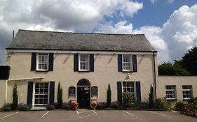Castle Lodge Wilton